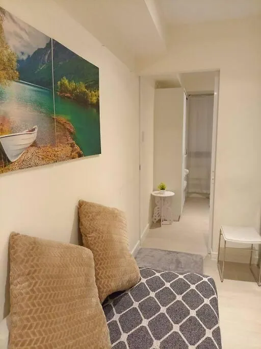 Apartment Affordable Staycation In Azure Manila