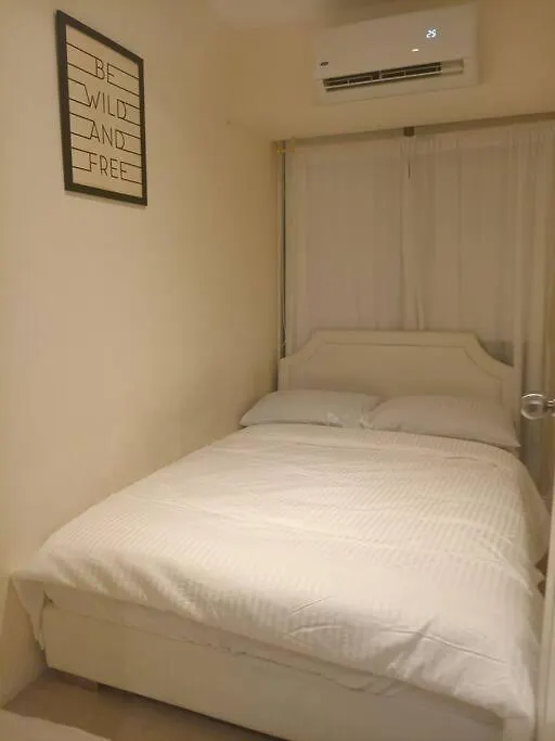 Apartment Affordable Staycation In Azure Manila