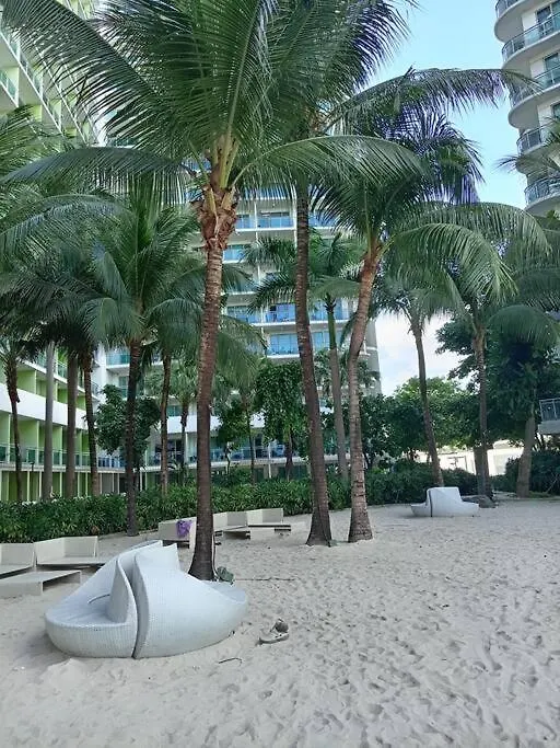 Affordable Staycation In Azure Manila 0*,